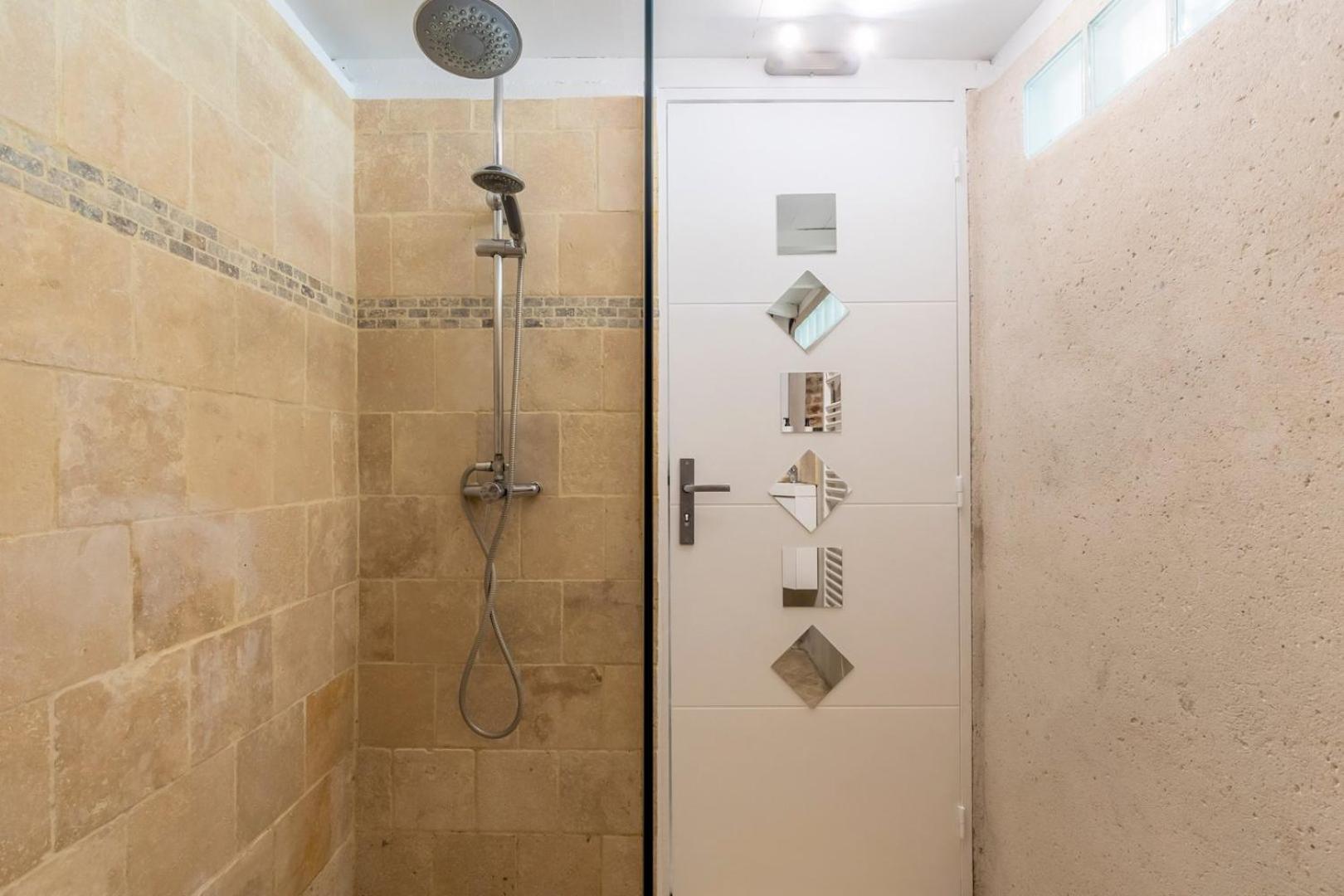 شقة Atypical Flat In The Centre Of Lille. المظهر الخارجي الصورة